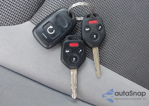 2018 Subaru Crosstrek 2.0I Premium из США, поврежденный, VIN JF2GTADC2J8276927